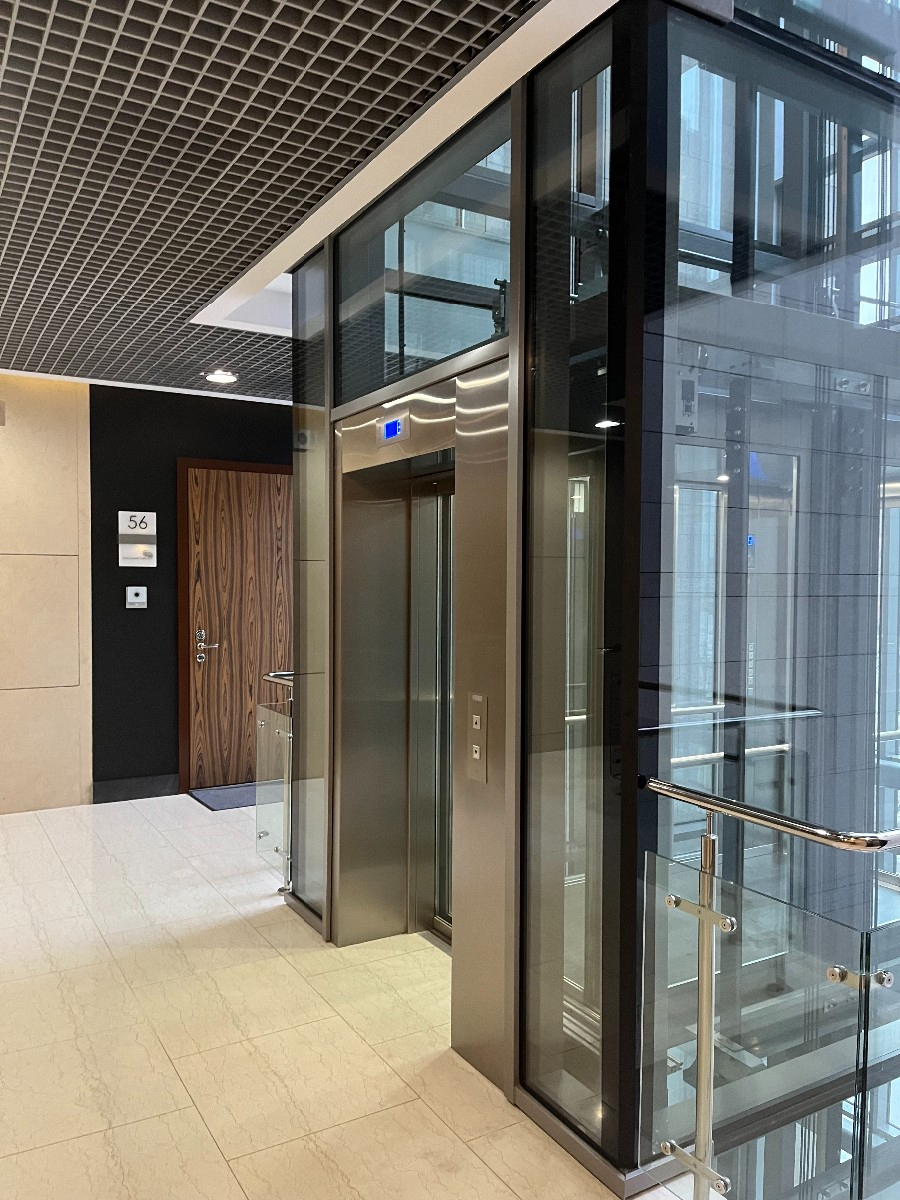 Продажа 4-комнатной квартиры, Санкт-Петербург, Смольная набережная,  8к2