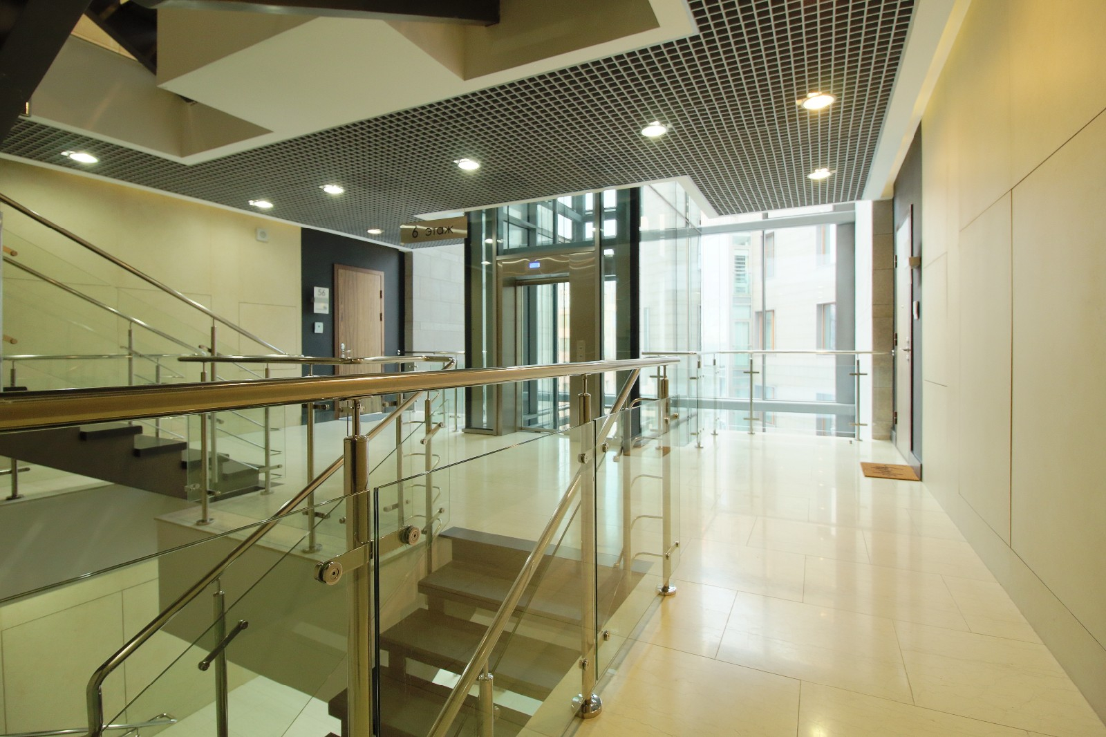 Продажа 4-комнатной квартиры, Санкт-Петербург, Смольная набережная,  8к2