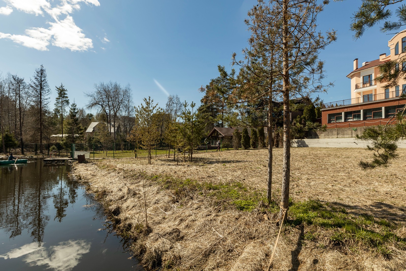 Продажа дома, 950м <sup>2</sup>, 25 сот., Ленинградская, Ленинское,  Солнечная Поляна