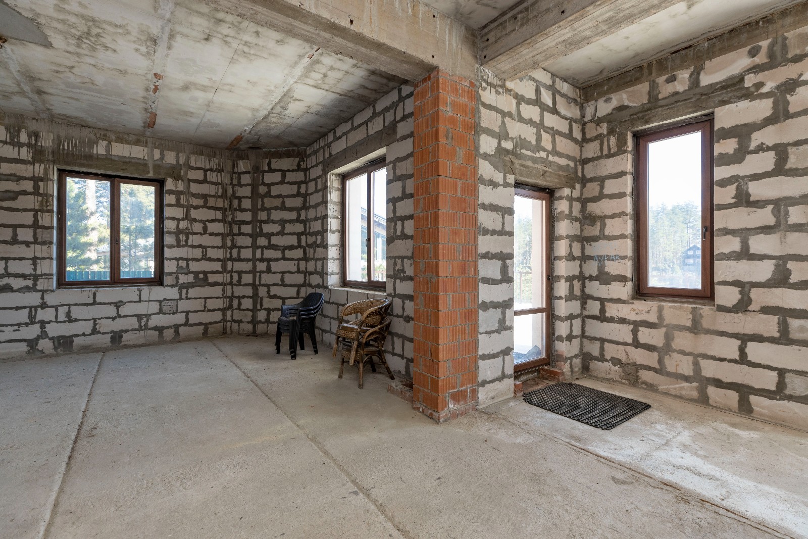 Продажа дома, 950м <sup>2</sup>, 25 сот., Ленинградская, Ленинское,  Солнечная Поляна